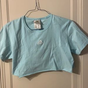 Cropped adidas top